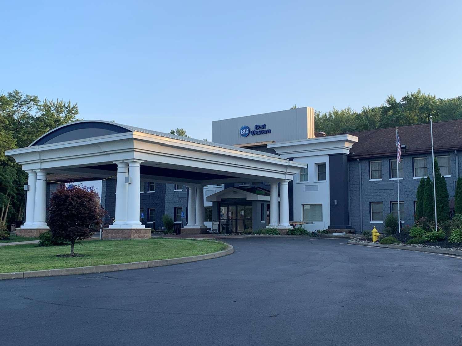 Best Western Owego Inn Εξωτερικό φωτογραφία