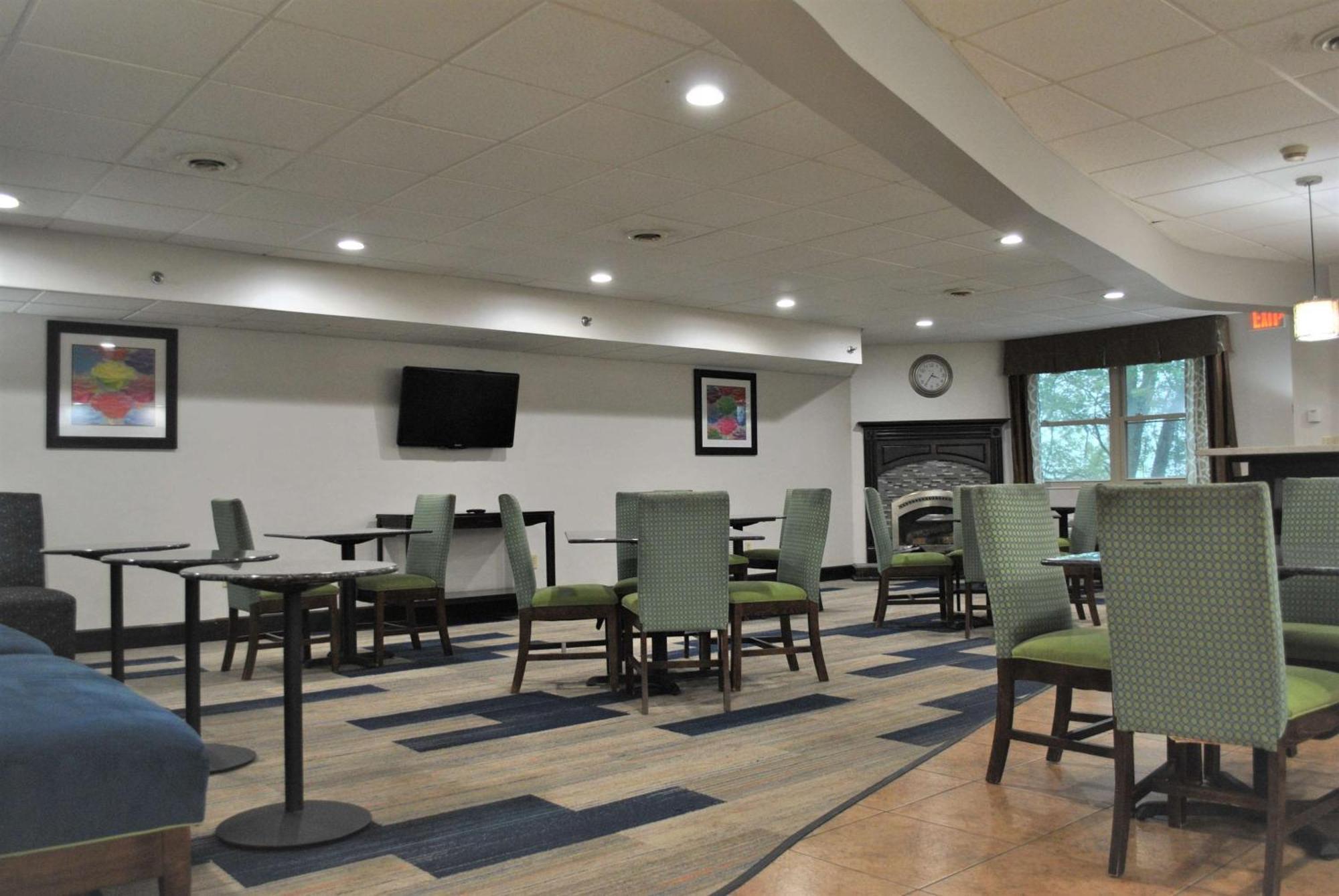 Best Western Owego Inn Εξωτερικό φωτογραφία
